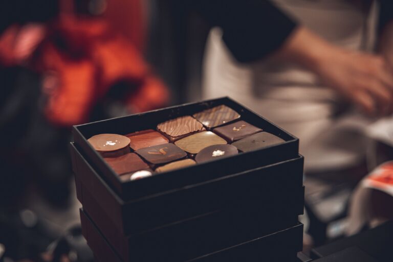 Caixa de chocolates sortidos, imagem ilustrativa de presente