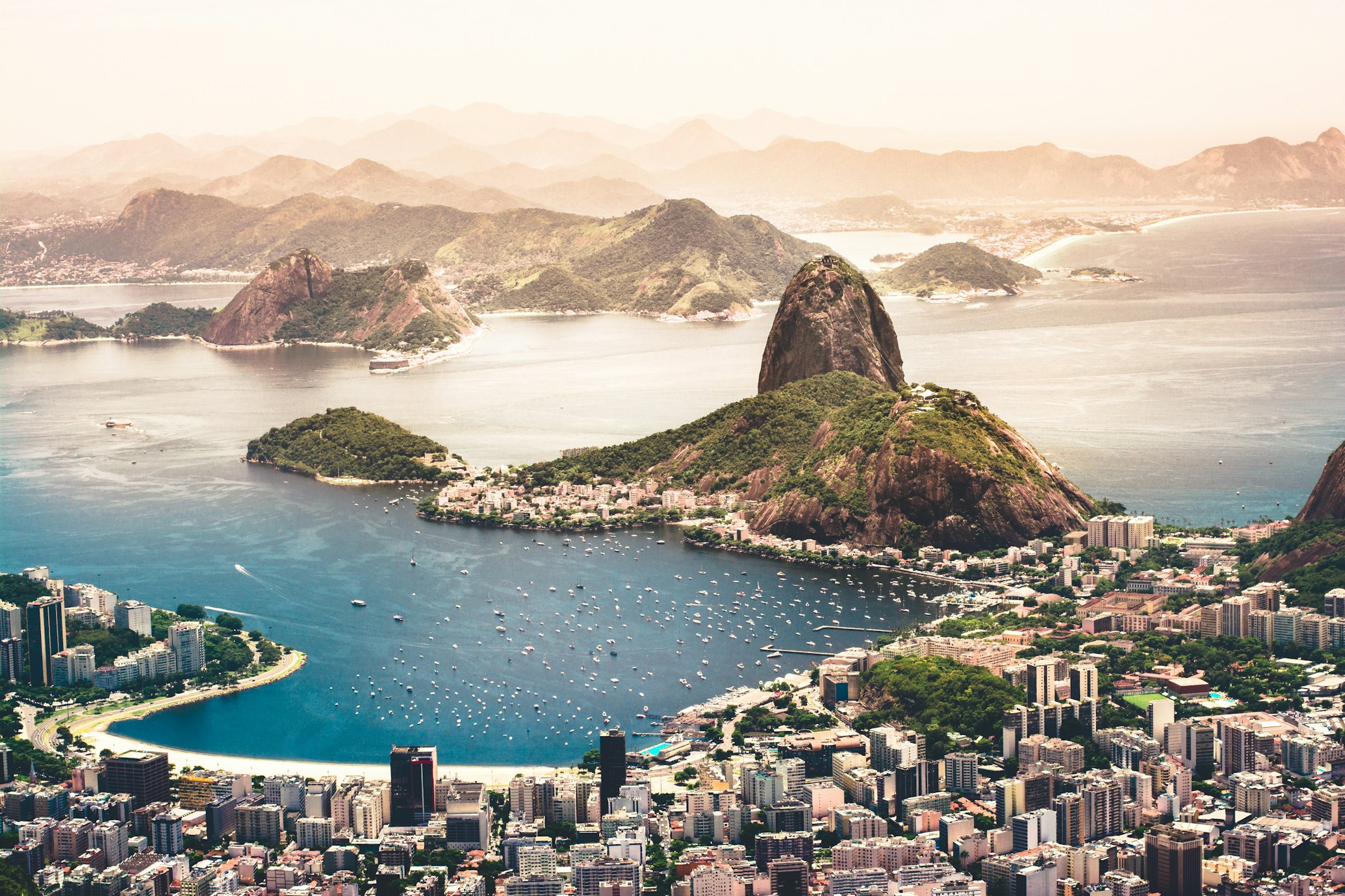 Jantar romântico no Rio de Janeiro
