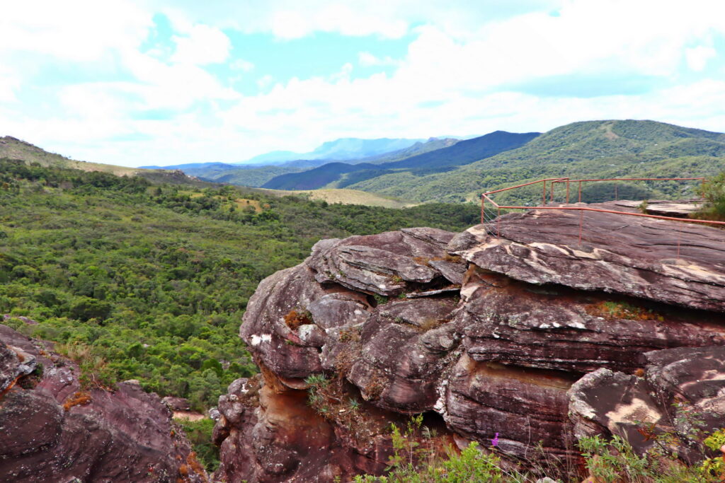 Mirante na área da Cachoeira das Andorinhas em Ouro Preto