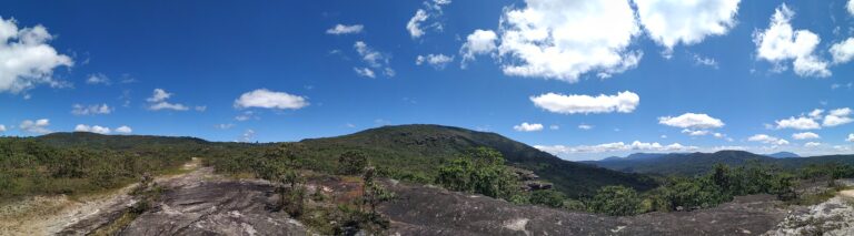 Vista panorâmica do Parque Natural Municipal das Andorinhas, em Ouro Preto