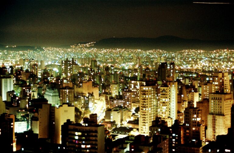 Skyline de São Paulo à noite