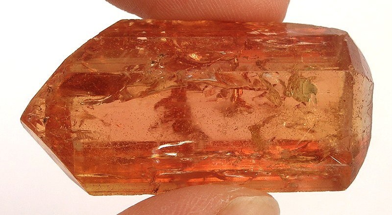 Cristal natural de topázio imperial da região de Ouro Preto