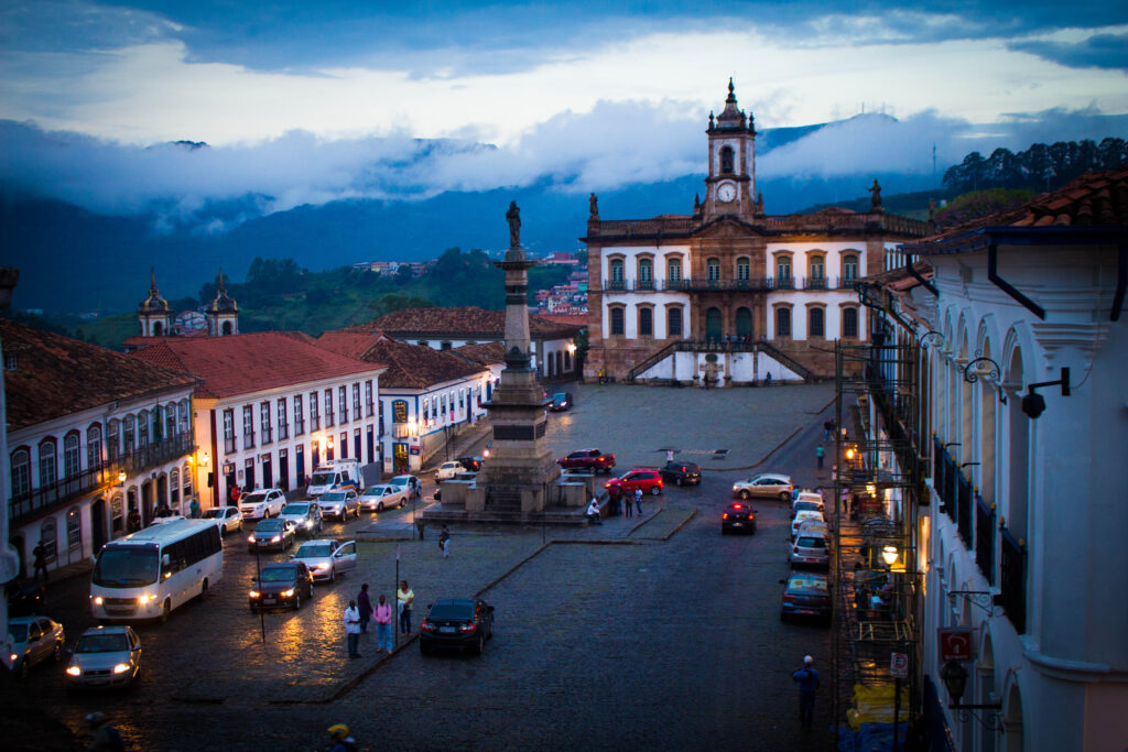 Praça Tiradentes com o Museu da Inconfidência ao fundo em Ouro Preto